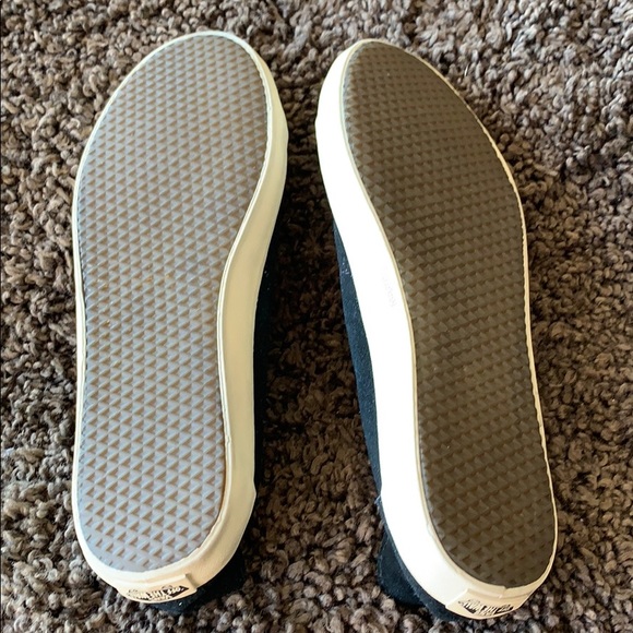 Vans - Picture 5 of 5